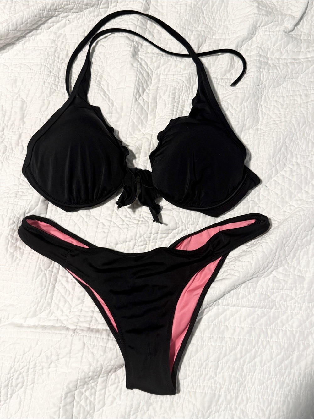 Black & Pink Women's Bikini Set - Classic Halter Top and Bikini Bottom